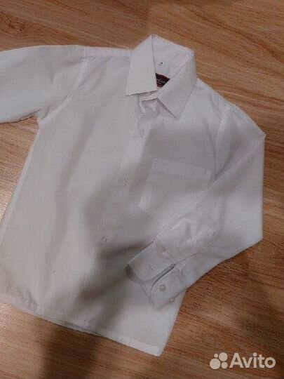 Рубашка белая на 4-5 лет