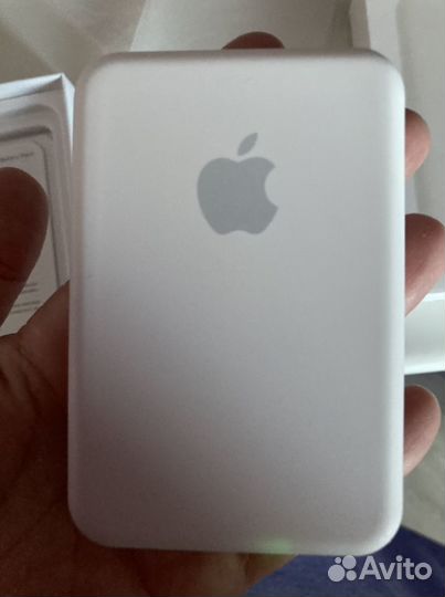 Magsafe battery pack