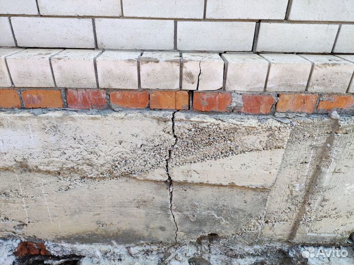 Усиление треснувшего фундамента