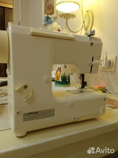 Швейная машина Jaguar