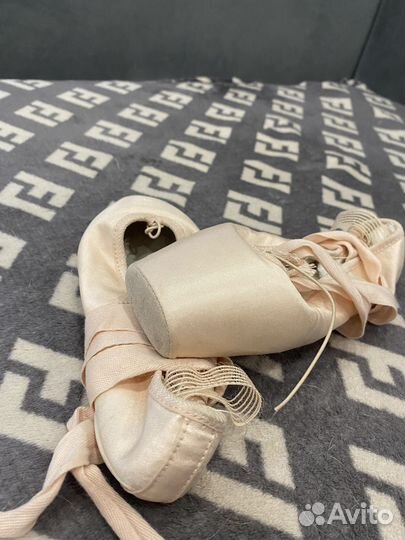 Продам пуанты, 2 пары