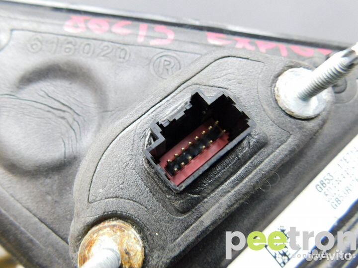 Б/У Б/У Зеркало правое электрическое б/у Кронштейн