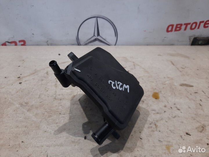 Бачок гидроусилителя Mercedes E350 W212 642.850D