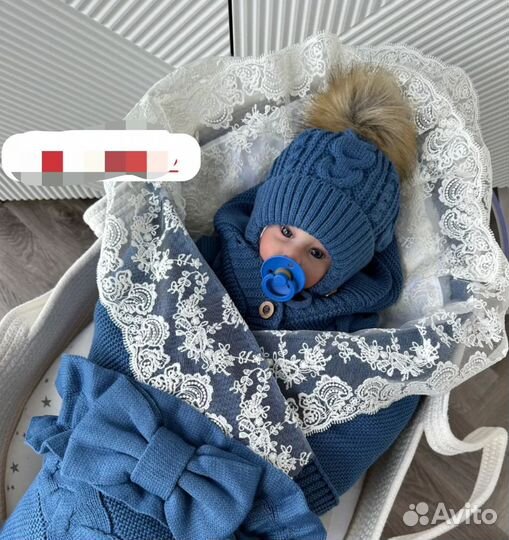 Зимний комбинезон на выписку