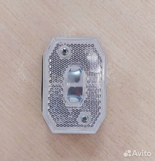 Фонарь габаритный прицепа FT-001 B белый fristom