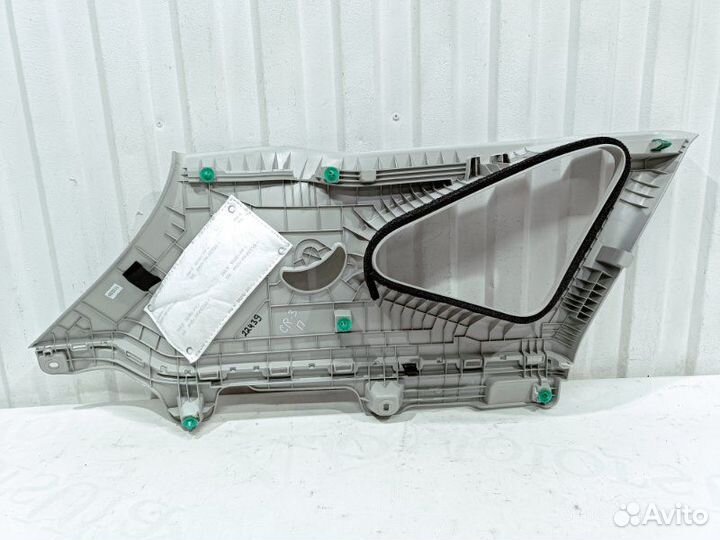 Обшивка багажника правая Kia Seltos SP2 2020