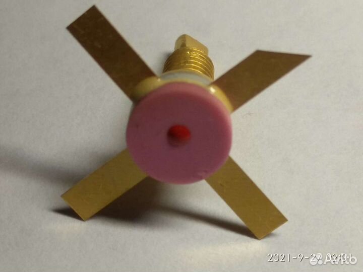 Транзистор кт913А