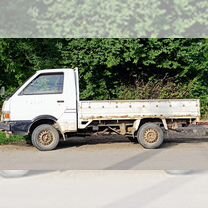 Nissan Vanette 2.0 MT, 1990, 250 000 км, с пробегом, цена 450 000 руб.