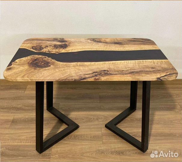 Компьютерный стол 'Sunshine Conversation'