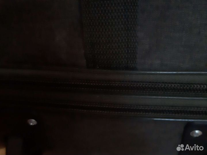 Сумка дорожная на колесах с выдвижной ручкой