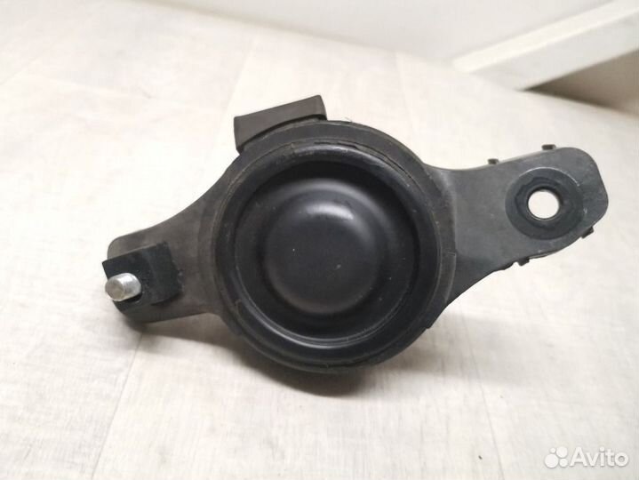 Опора двигателя левая Subaru Xv GT7 2.0 FB20C 2018