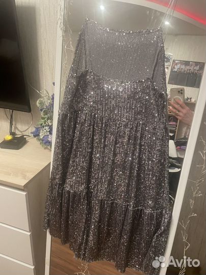 Платье zara с паетками