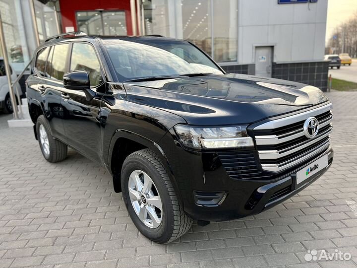 Toyota Land Cruiser 3.3 AT, 2022, 49 км