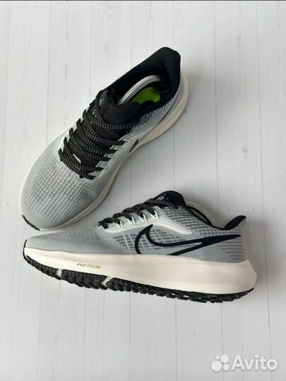 Nike zoomx structure 17 x