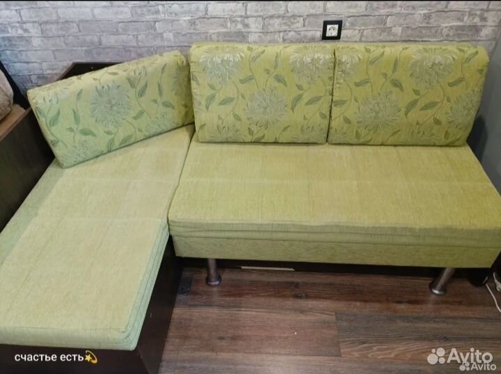 Угловой диван