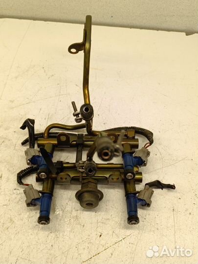 Форсунка топливная Subaru Legacy BL5 EJ204