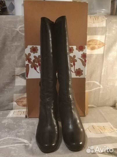 Сапоги Covani женские зимние нат.кожа и мех 39 р