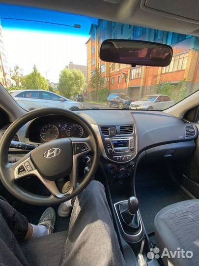 Hyundai Solaris 1.6 МТ, 2015, 105 500 км