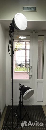 Стойка студийная для освещения с лампами