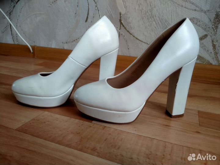 Туфли свадебные женские тридцать седьмой размер