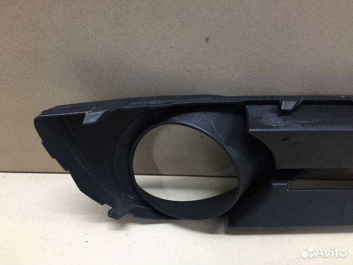 Рамка противотуманной фары левой Skoda Fabia 5J 20