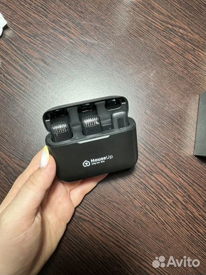 Петличный микрофон для iPhone