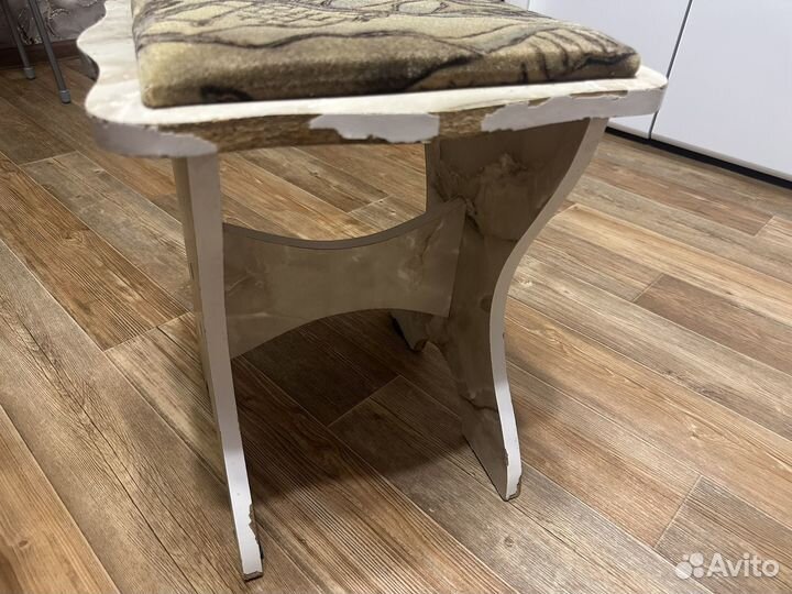 Стул широкий б/у