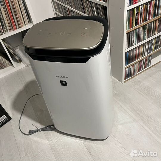 Очиститель воздуха ионизатор Sharp FP-J80EUW