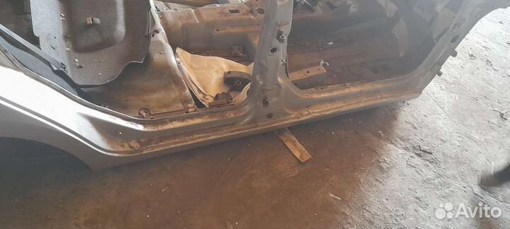 Крыло LADA granta