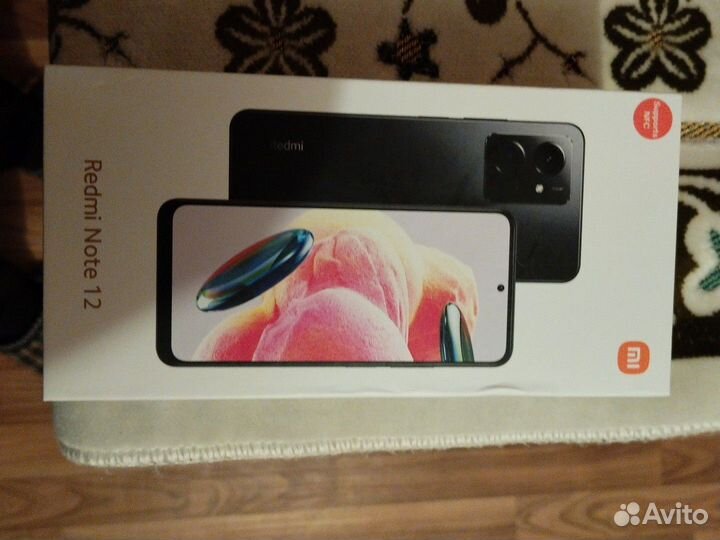 Xiaomi 12, 8/256 ГБ