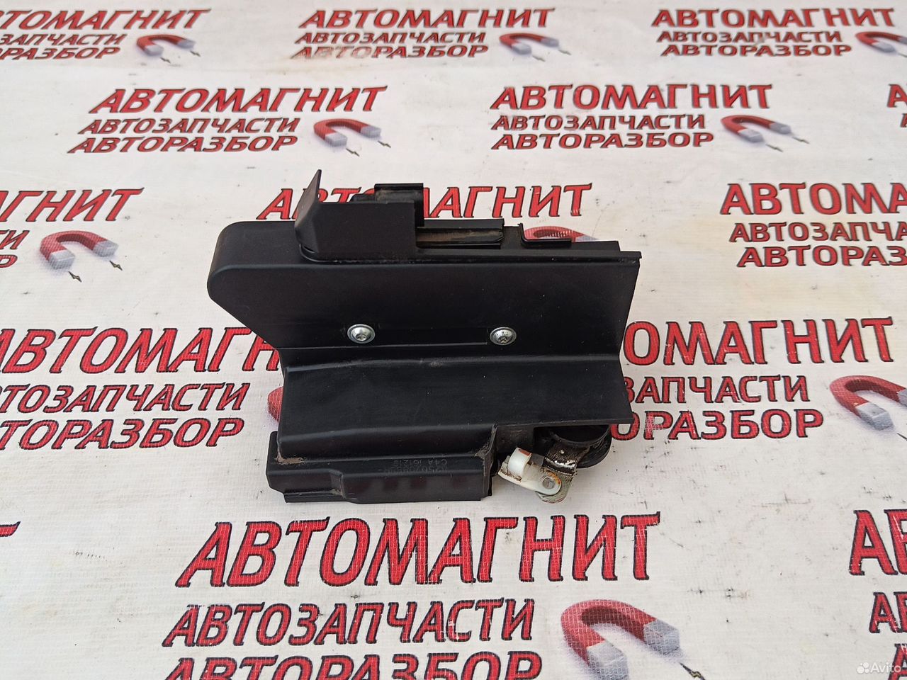 Замок двери задний правый Рено Дастер 2 19-нв