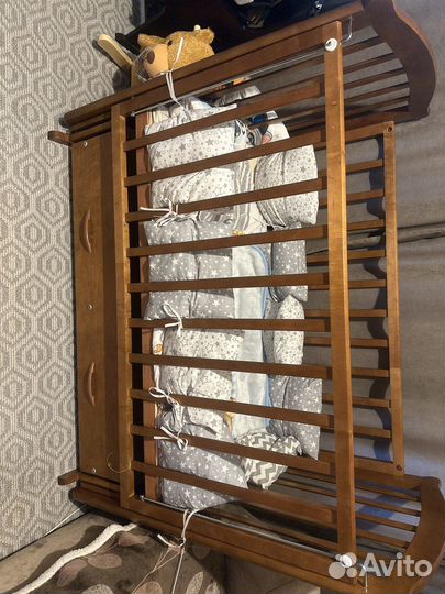 Кроватка маятник