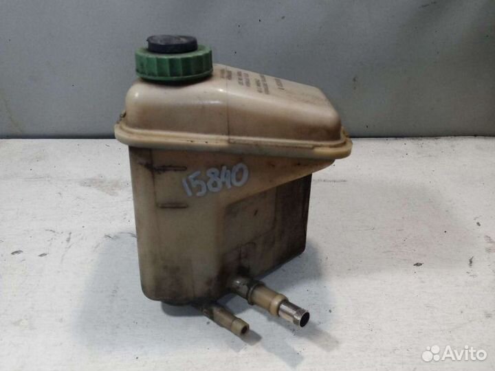 Бачок гидроусилителя Audi А6 С4