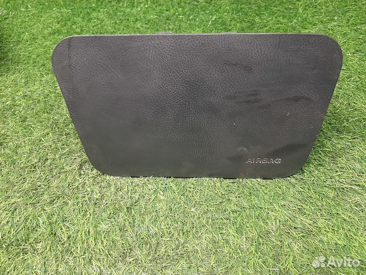 В наличии: Подушка пассажирская на Geely MK