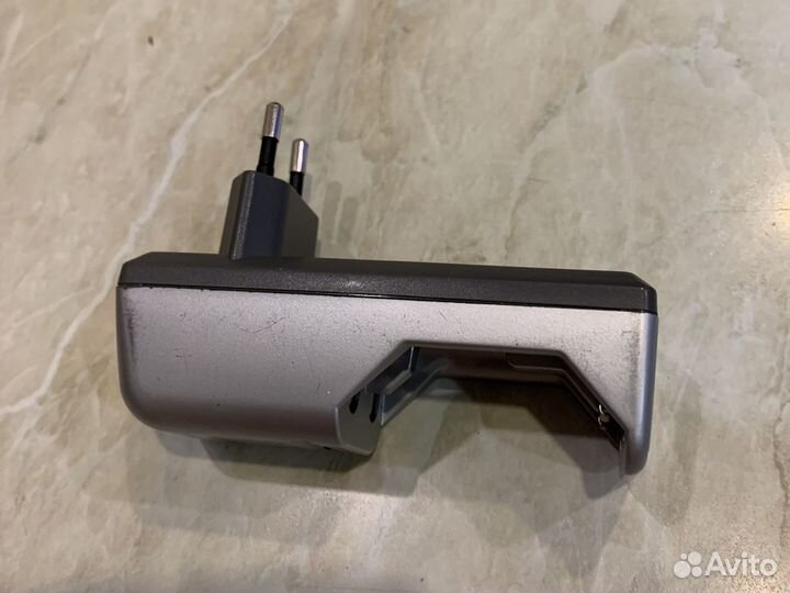 Зарядное устройство для аа и ааа аккумуляторов