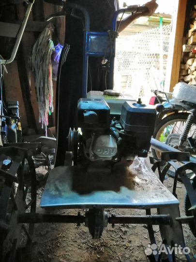Продаю мотоблок