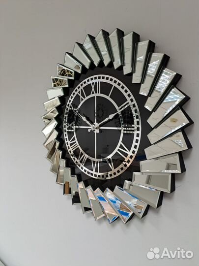 Часы настенные