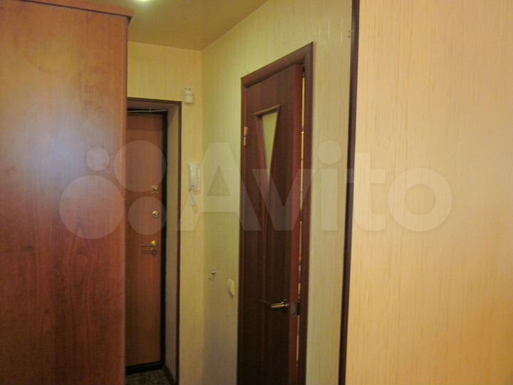 2-к. квартира, 43 м², 3/5 эт.