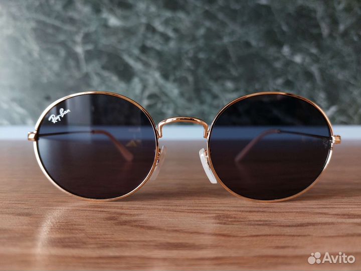 Солнцезащитные очки Ray-Ban