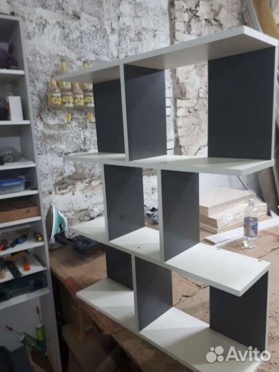 Полка настенная навесная