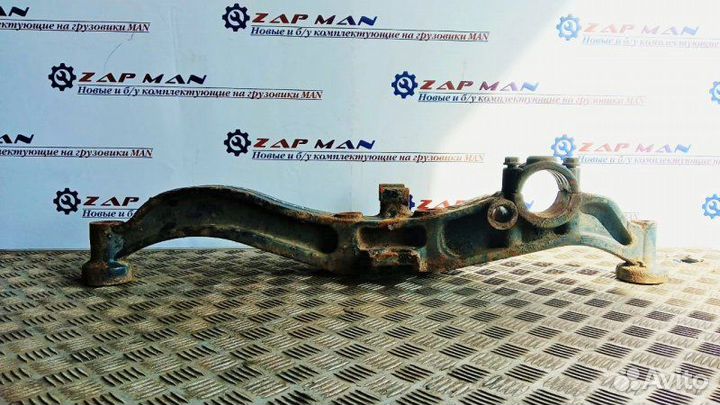 Кронштейн пневмоподушки левый Man Tgm