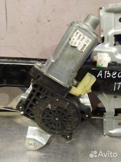 Стеклоподъемник электрический передний правый