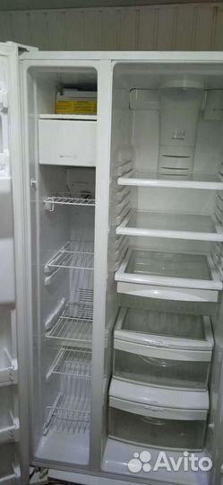 Холодильник двухдверный