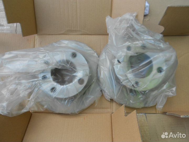 Citroen Xantia Новые задние тормозные диски