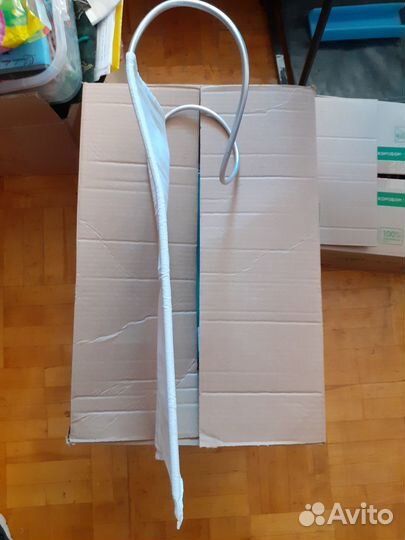 Подставка в ванну для купания младенца