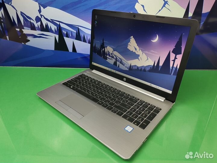 Ноутбук HP i7/6gb/256Gb