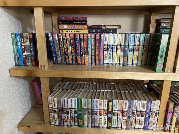 Книги романы,детективы,фантастика