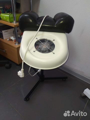 Педикюрная подставка с пылесосом