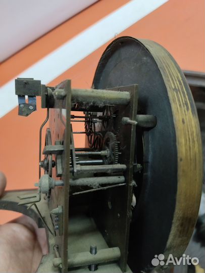 Часы антикварные настенные