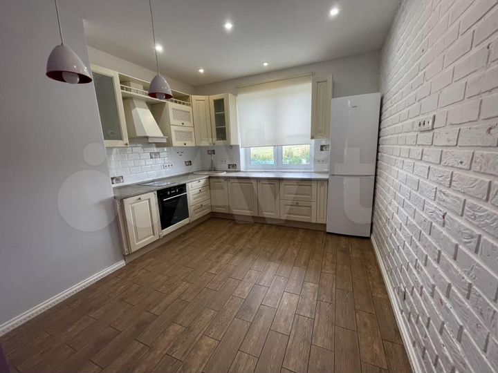 2-к. квартира, 58,1 м², 13/17 эт.